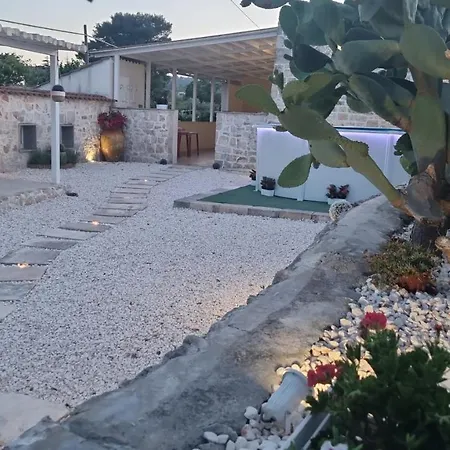 I Trulli Dei Nonni Evelin Casa de Férias *